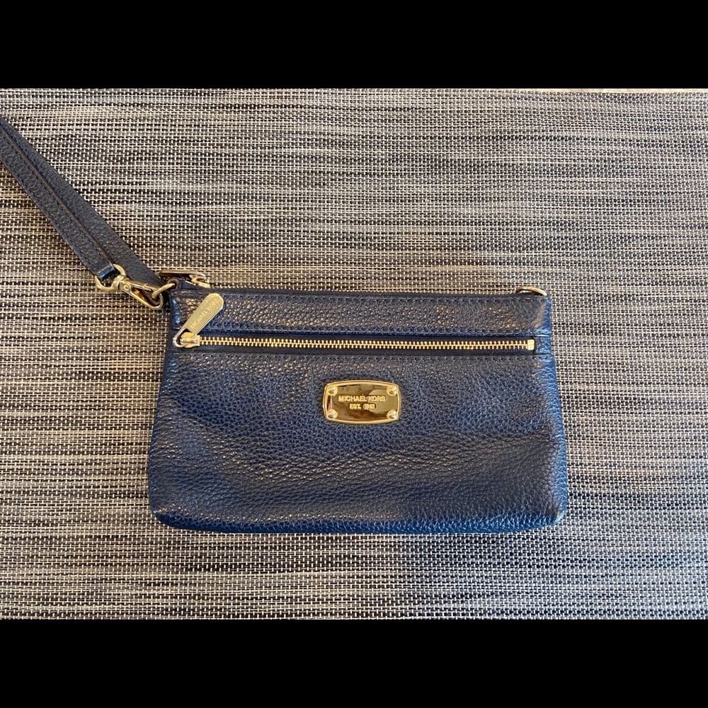 Michael Kors wristlet